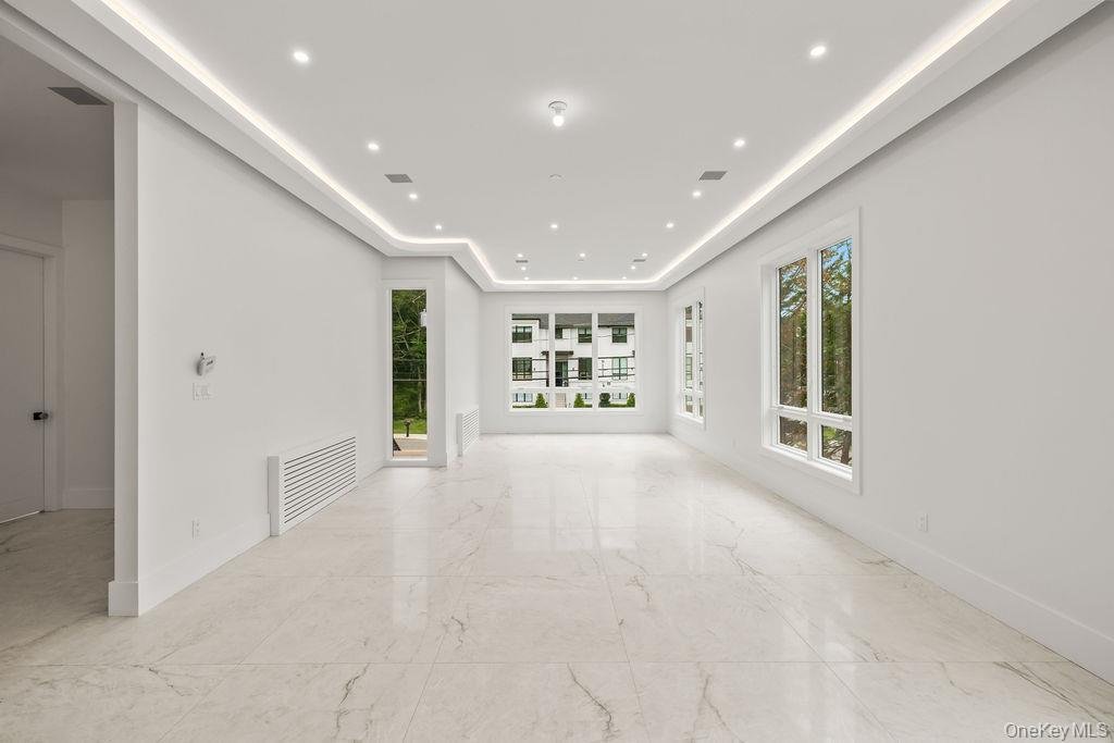 Condo in Airmont, New York, United States 4 - 18505969