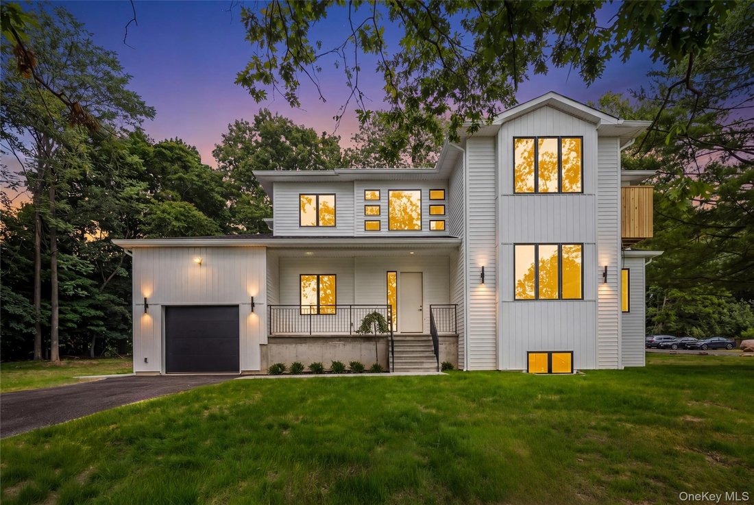 House in Airmont, New York, United States 1 - 18505927