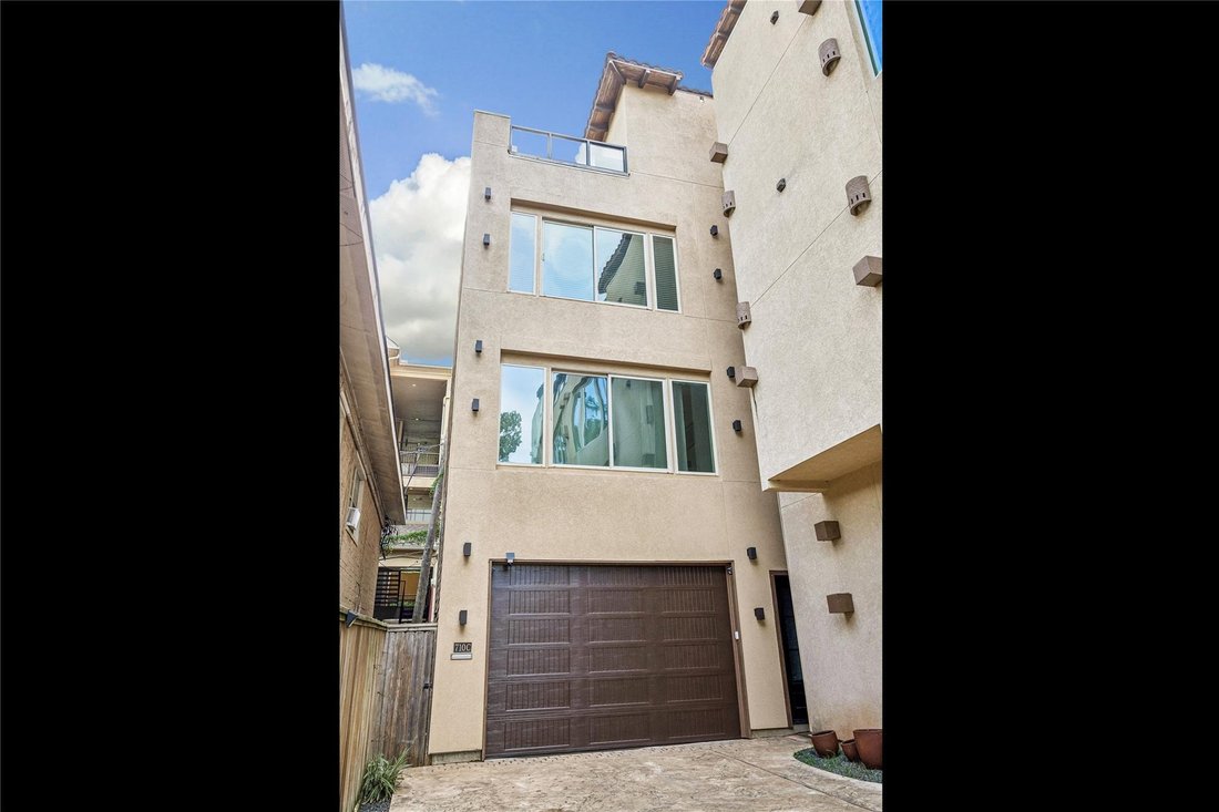 House in Houston, Texas, United States 2 - 17982424