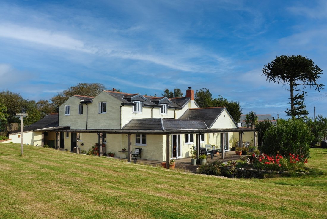 House in Portloe, England 1 - 16362014