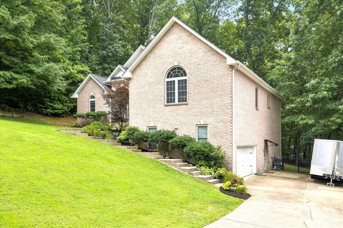 House in Goodlettsville, Tennessee, United States 4 - 18505820