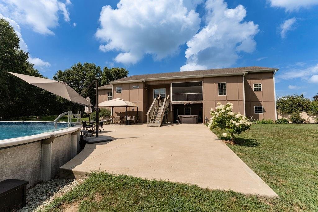 House in Amoret, Missouri, United States 5 - 18506071