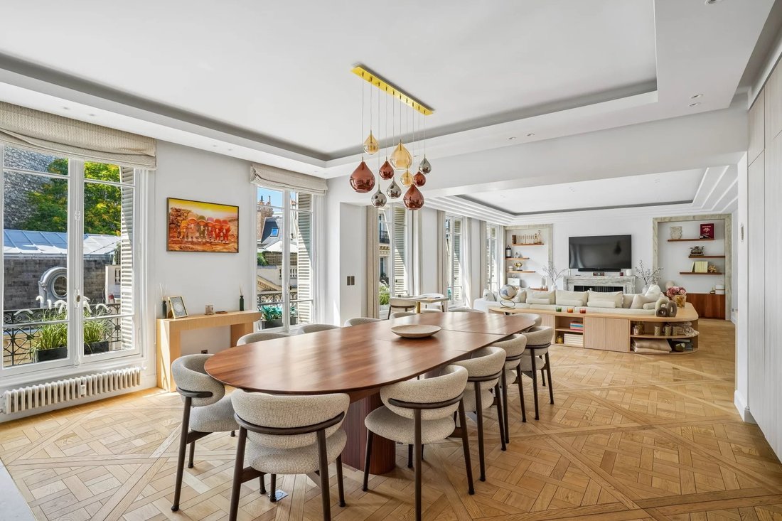 Apartment in Invalides, Paris 7e Arrondissement, Paris 5 - 18251132