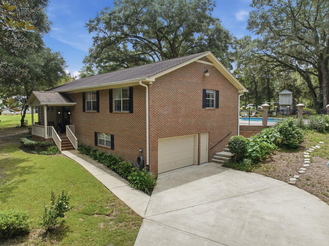 House in Tallahassee, Florida, United States 2 - 18505462