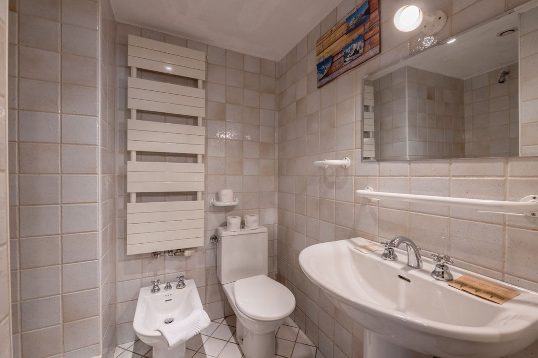 Chalet in Chamonix-Mont-Blanc, Auvergne-Rhône-Alpes, France 5 - 18506149