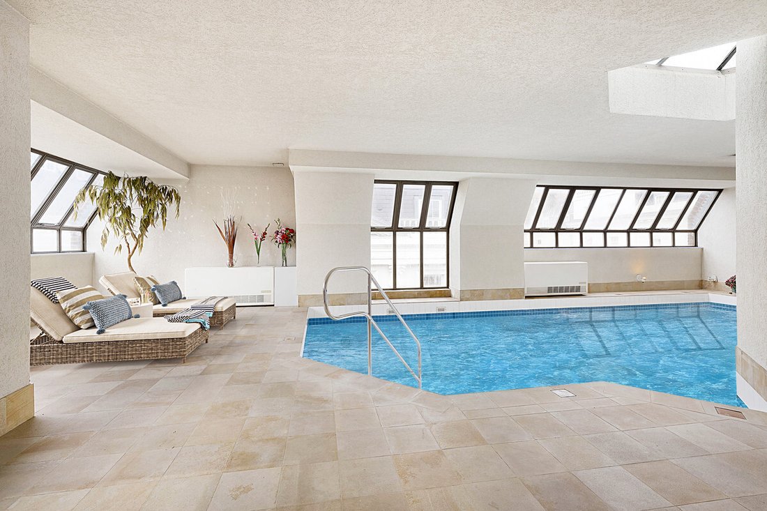 Apartment in Knightsbridge, Kensington And Chelsea, England 5 - 17755087