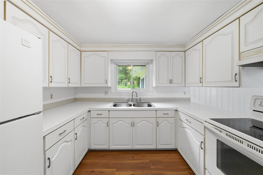 House in Cumberland, Rhode Island, United States 3 - 18505838