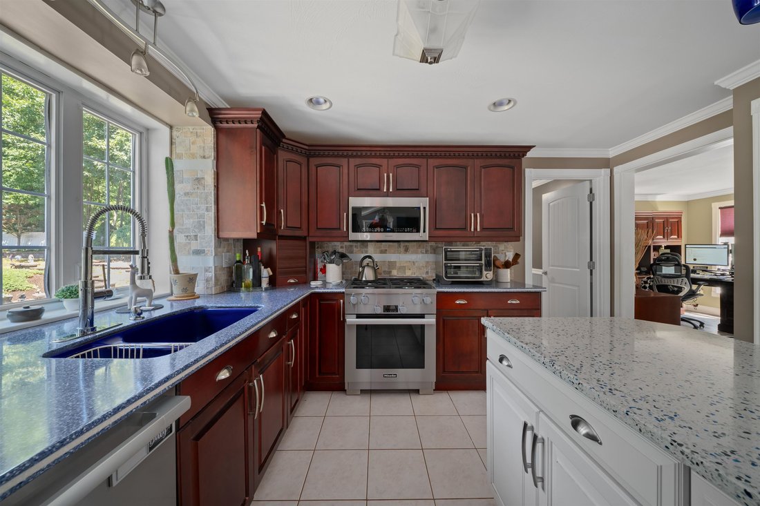 House in Dover, New Hampshire, United States 3 - 18506013