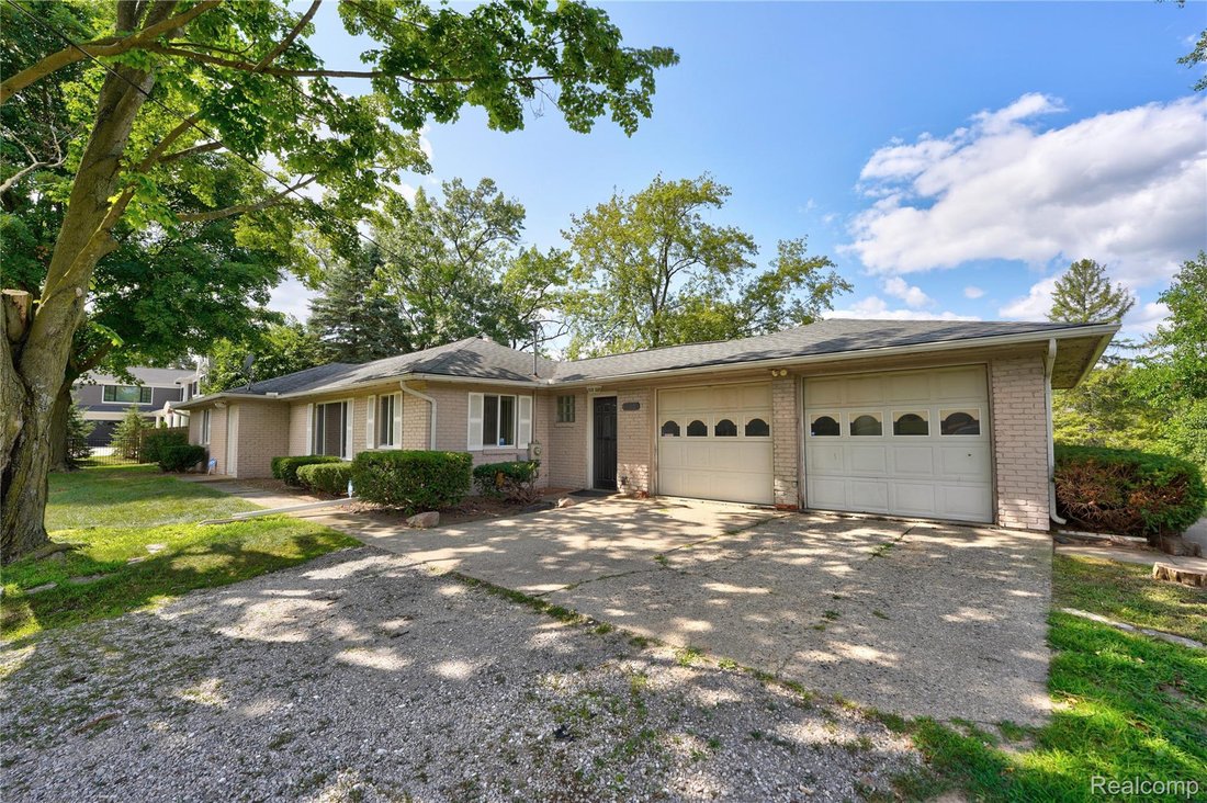 House in Fenton, Michigan, United States 1 - 18488325