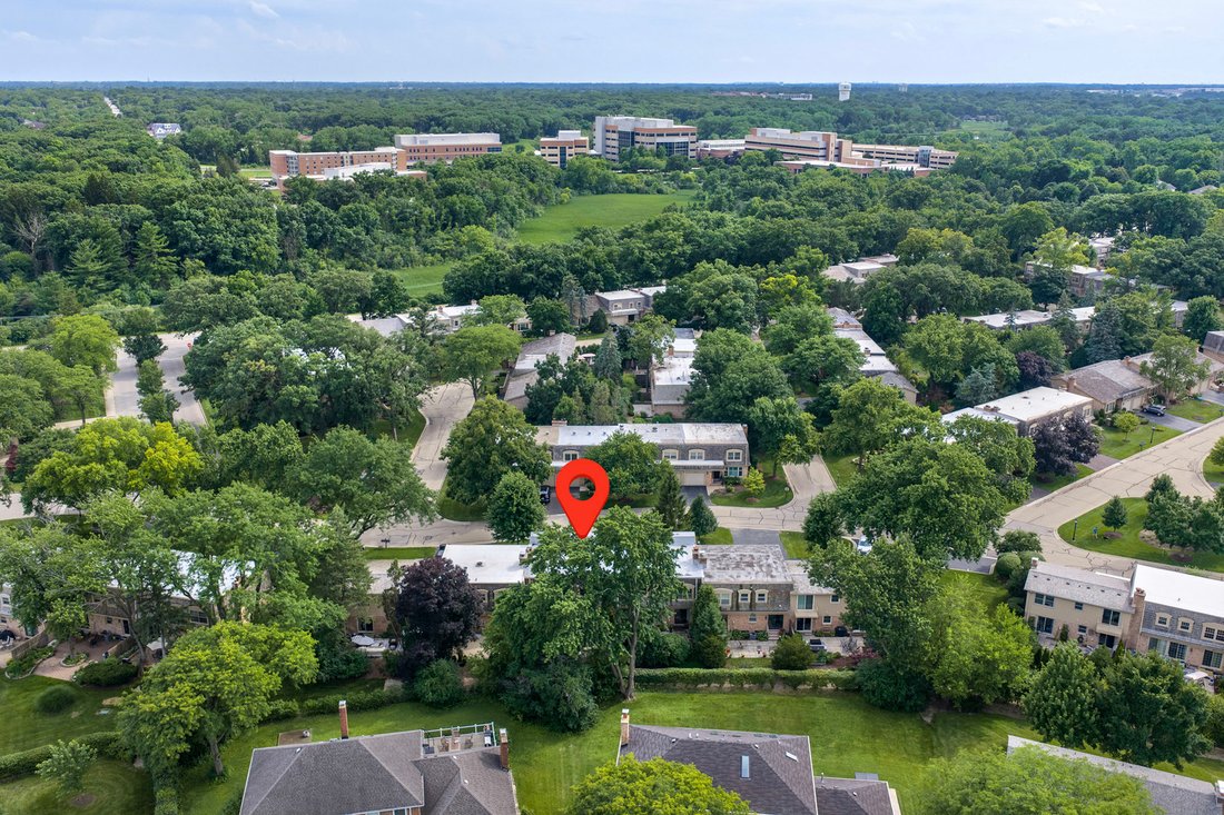Townhouse in Oak Brook, Illinois, United States 5 - 18505665