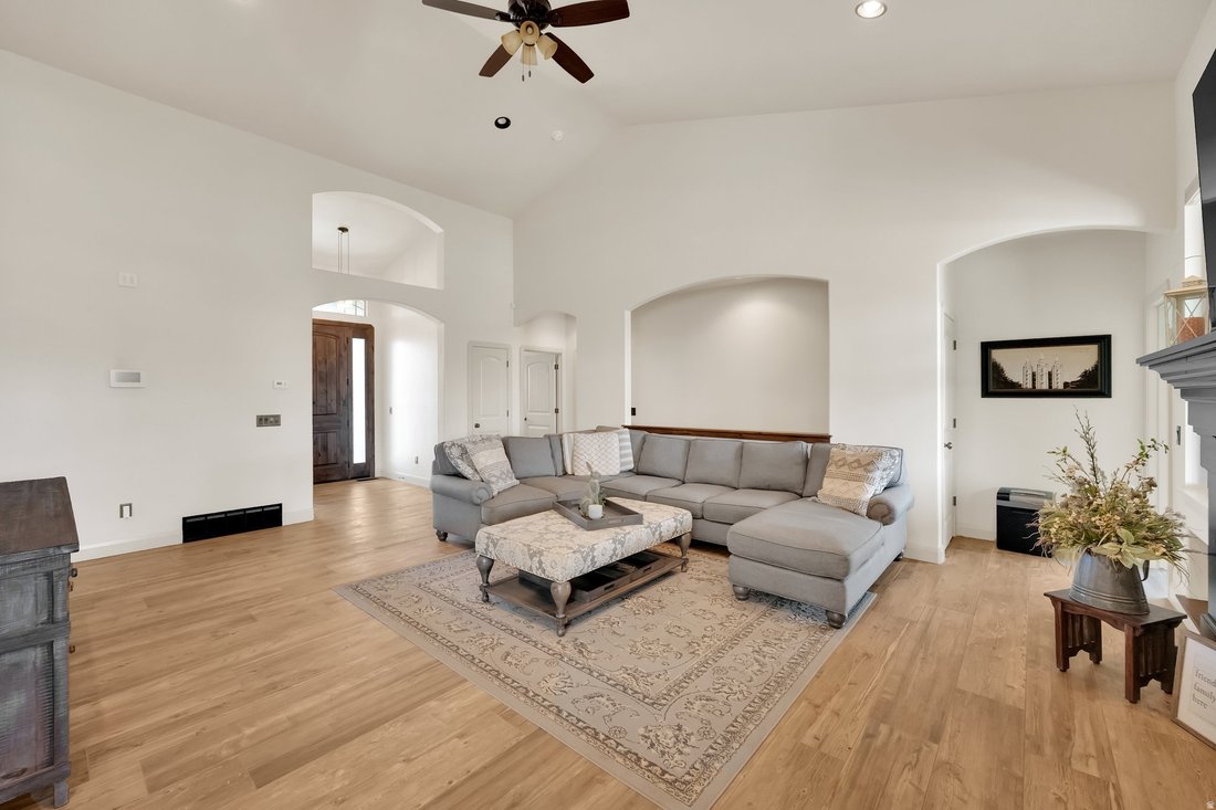 House in Erda, Utah, United States 3 - 18505457