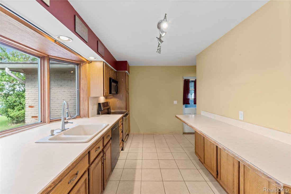 House in Fenton, Michigan, United States 4 - 18488325