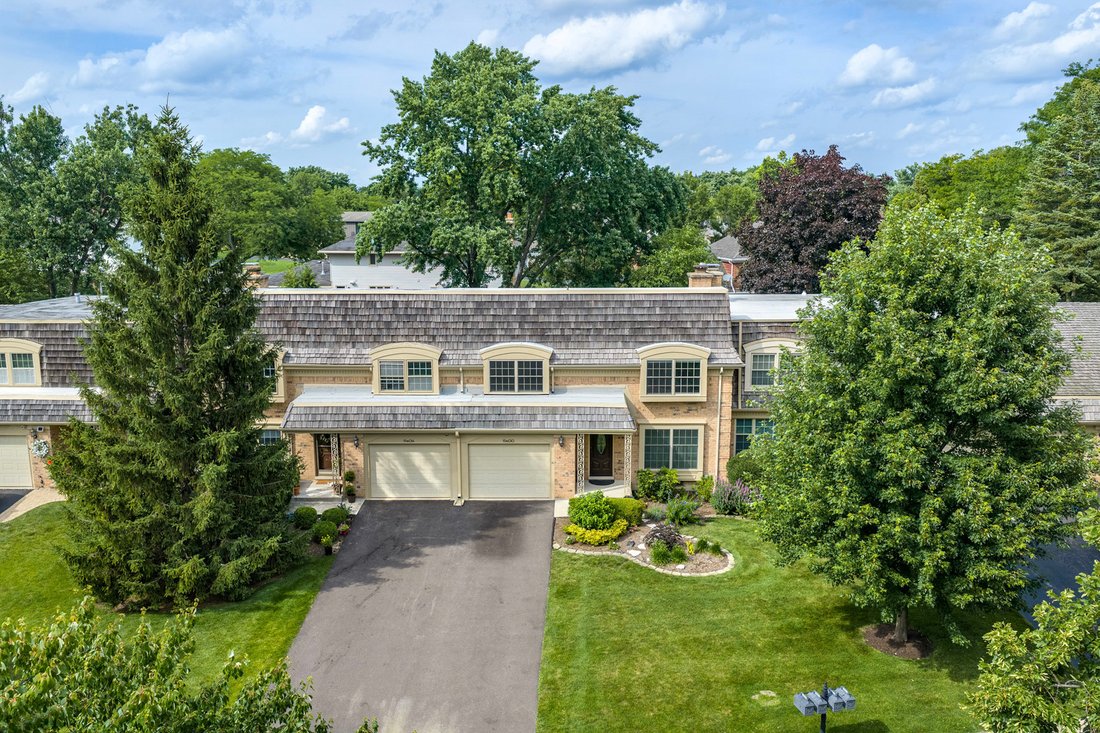 Townhouse in Oak Brook, Illinois, United States 3 - 18505665