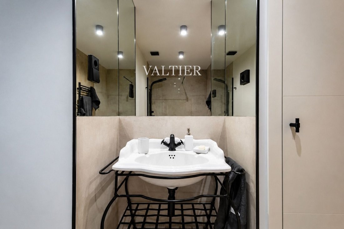 Apartment in Centro, Madrid, Spain 5 - 18358602