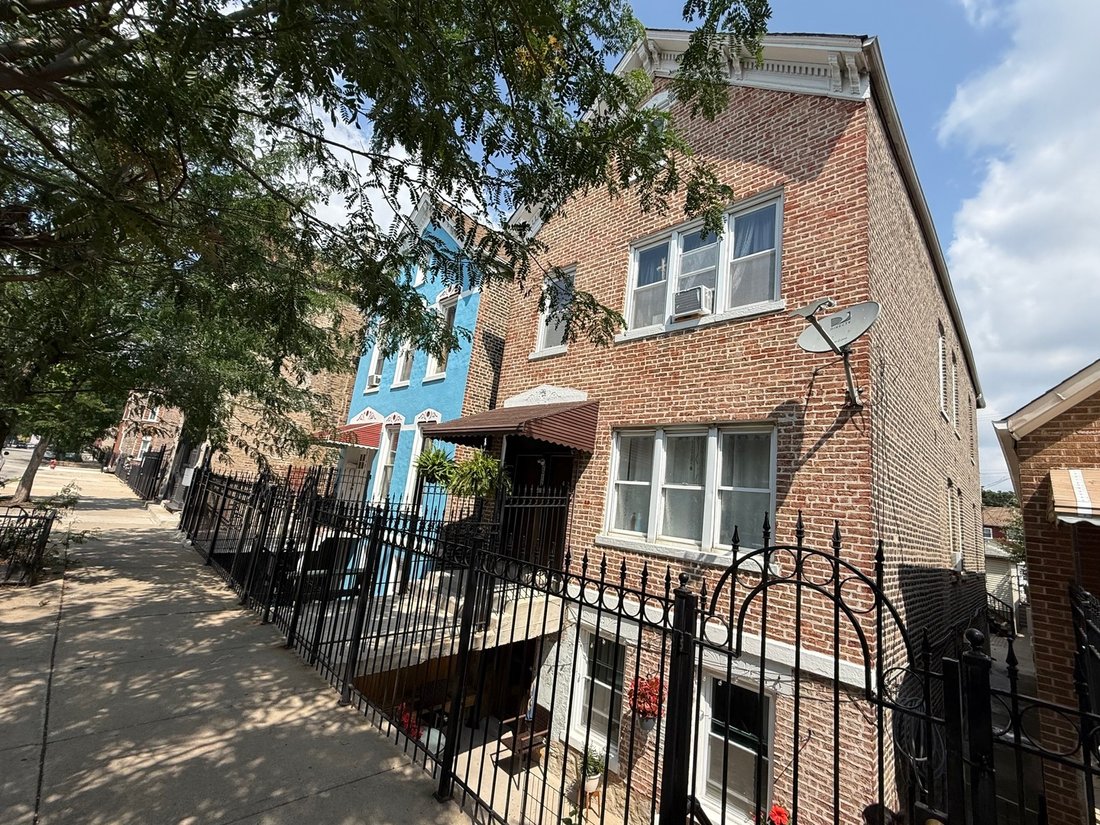 Chicago, Illinois, United States 1 - 18505629