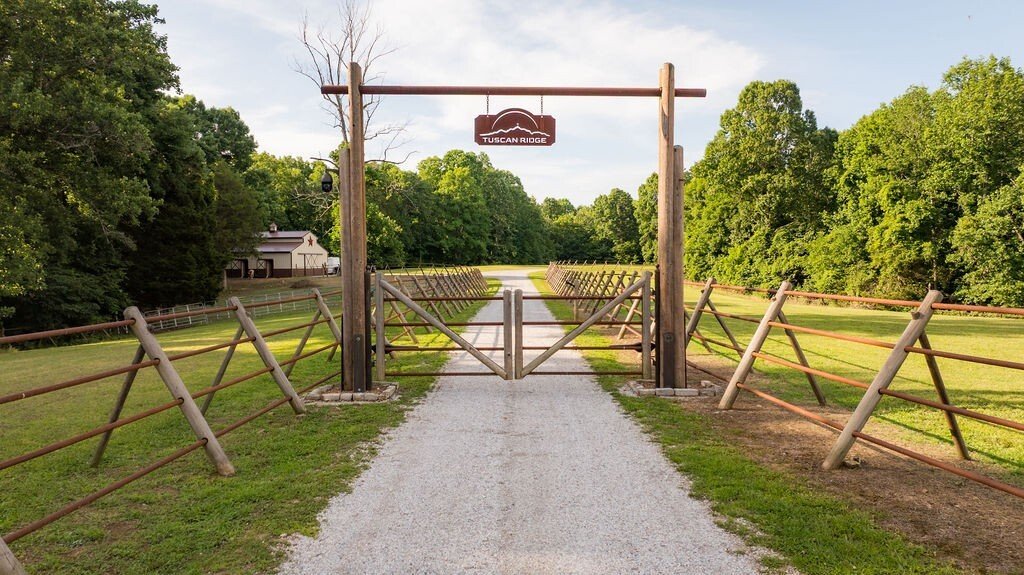 House in Charlotte, Tennessee, United States 4 - 18505803