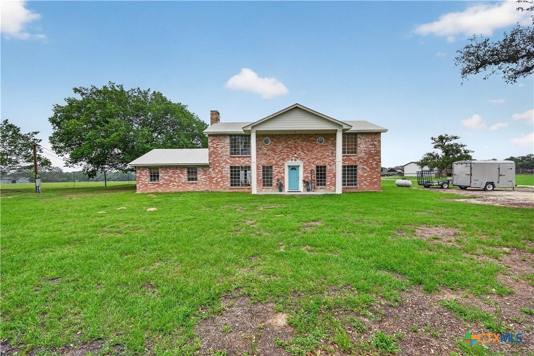 House in Hallettsville, Texas, United States 1 - 18506102