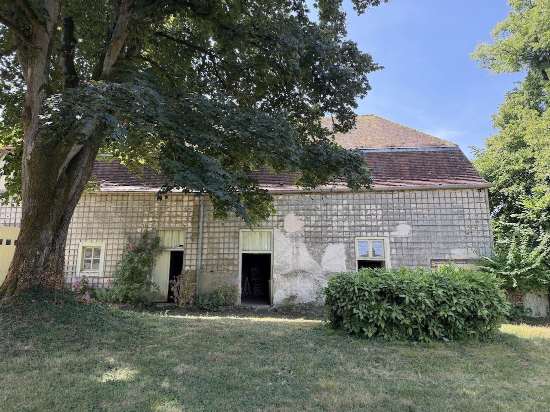Estate in La Ferte-Vidame, Centre-Val de Loire, France 3 - 16286341