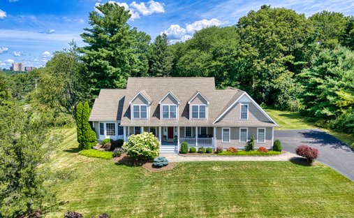 House in Stratford, Connecticut, United States 1