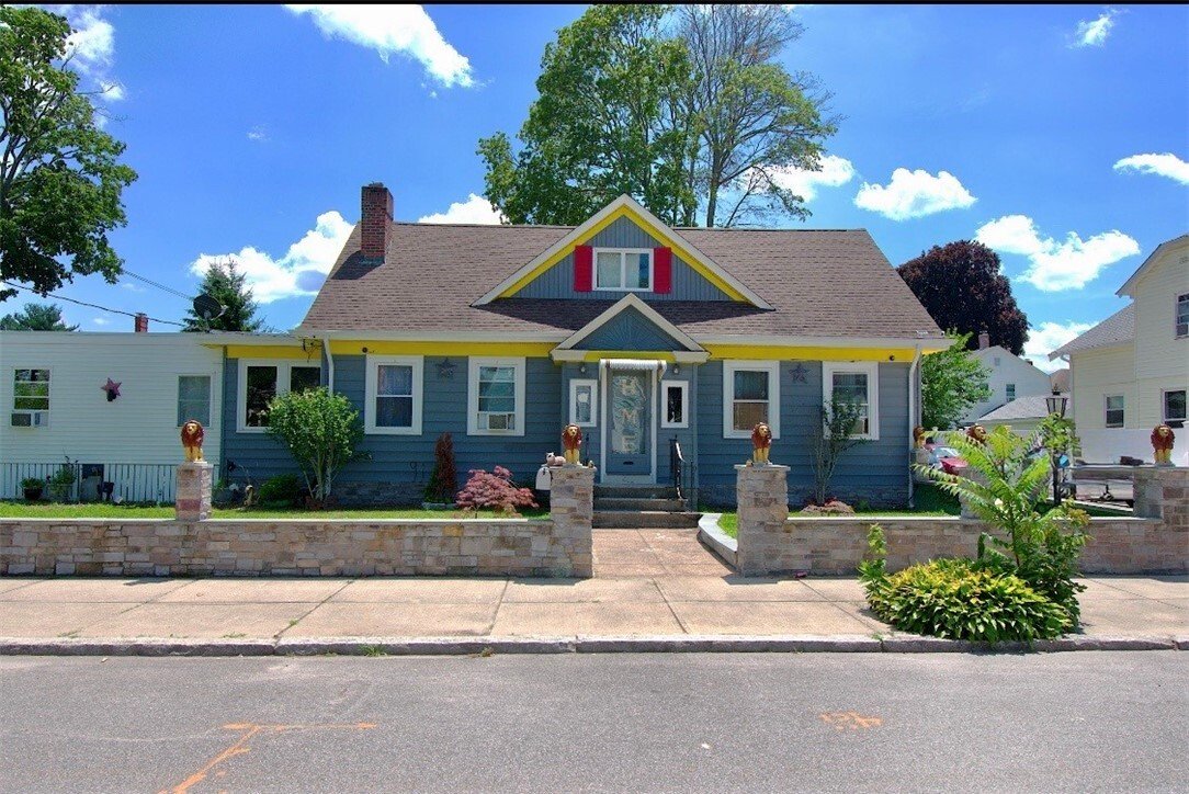 House in Pawtucket, Rhode Island, United States 1 - 18505858