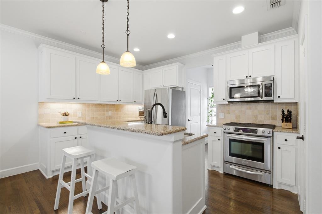 Condo in Dallas, Texas, United States 5 - 18506332