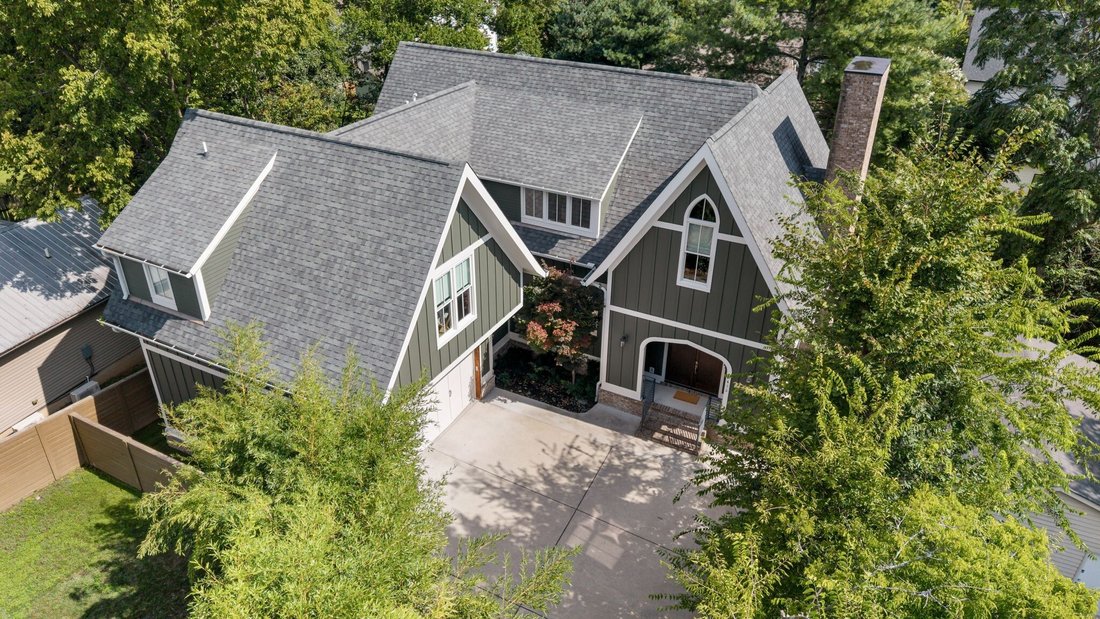 Co Op in Forest Hills, Tennessee, United States 2 - 18505855