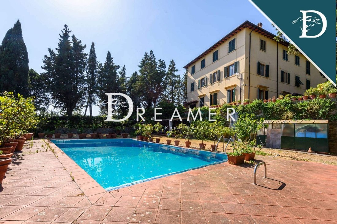 House in Serpiolle - Massoni, Florence, Italy 2 - 13102570