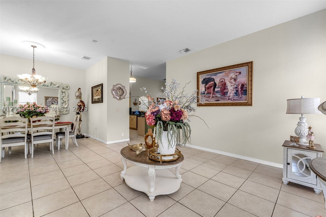 House in Miami, Florida, United States 5 - 18506472
