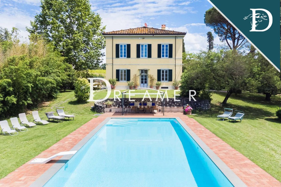 Villa in Area Monte San Quirico - Sant'Alessio, Lucca, Tuscany 2 - 14389085