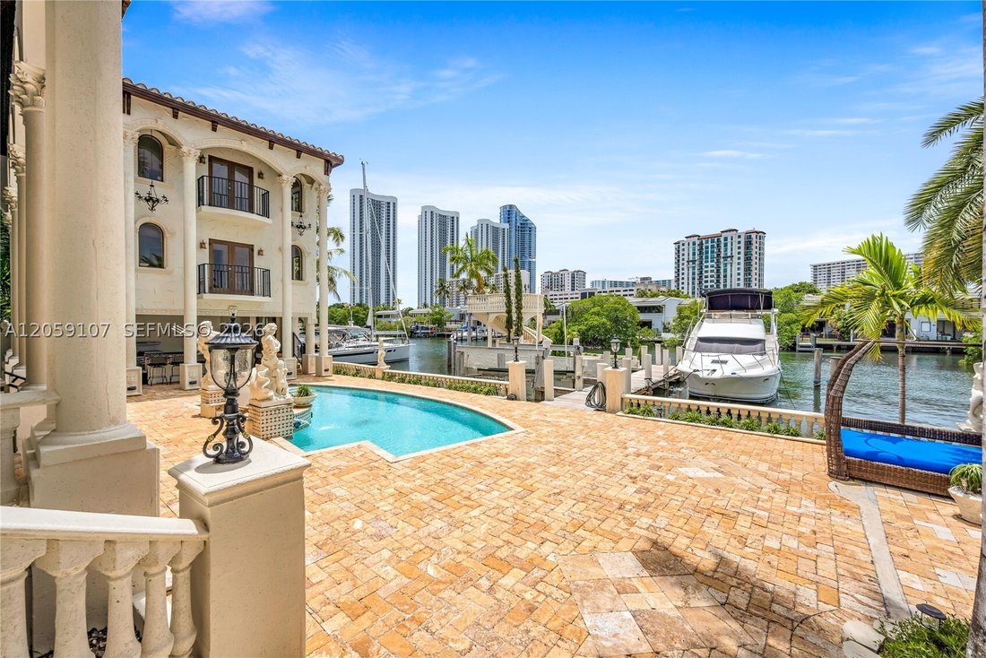 Maison à Golden Beach, Floride, États-Unis 3 - 18506462