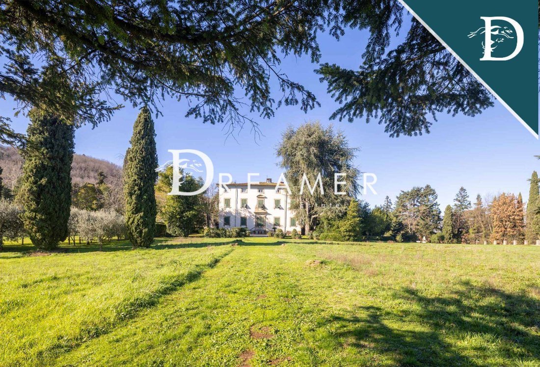 Villa in Historic Center, Lucca, Tuscany 5 - 13731454