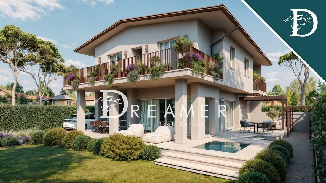 Villa in Center, Forte dei Marmi, Tuscany 1 - 15965555