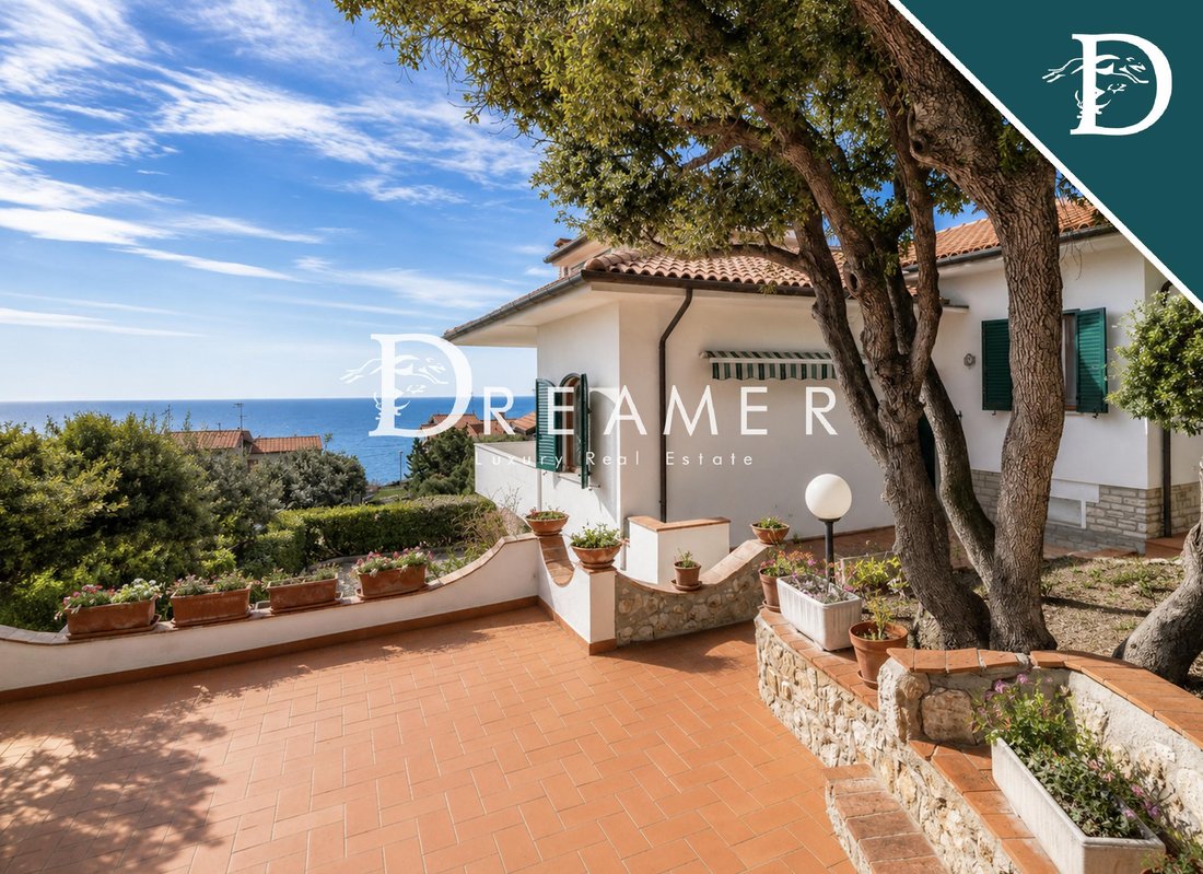 Villa in Castiglioncello, Rosignano Marittimo, Tuscany 1 - 18425908