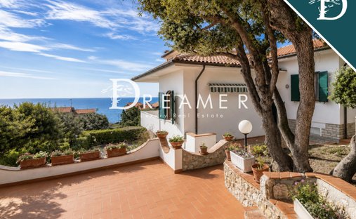 Villa in Castiglioncello, Rosignano Marittimo, Tuscany 1