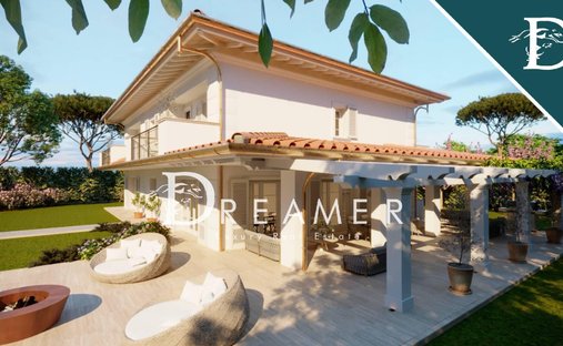 Villa in Vittoria Apuana, Forte dei Marmi, Tuscany 1