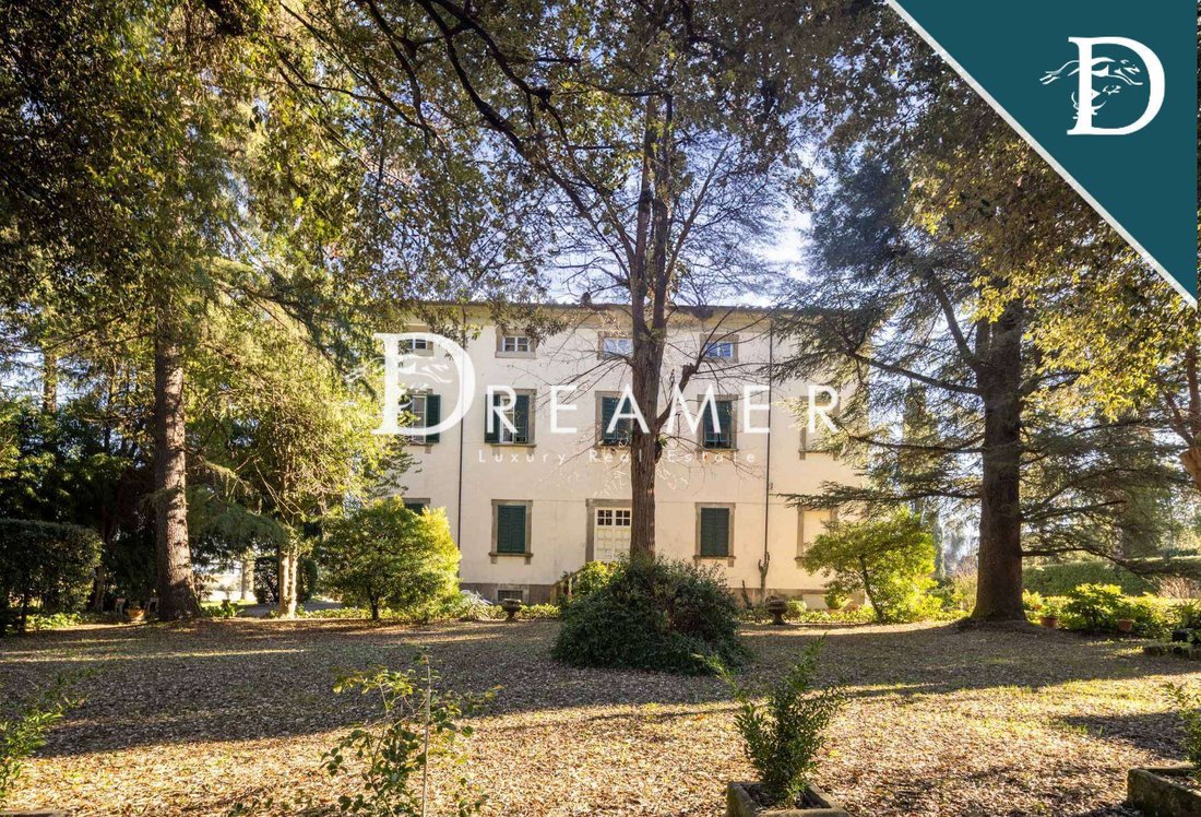 Villa in Historic Center, Lucca, Tuscany 4 - 13731454