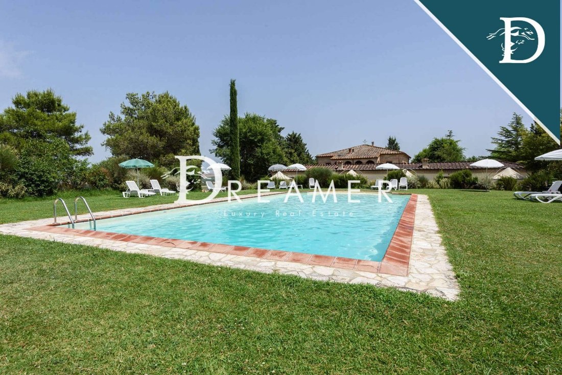 Farm Ranch in Monteroni d'Arbia, Tuscany, Italy 4 - 13102559