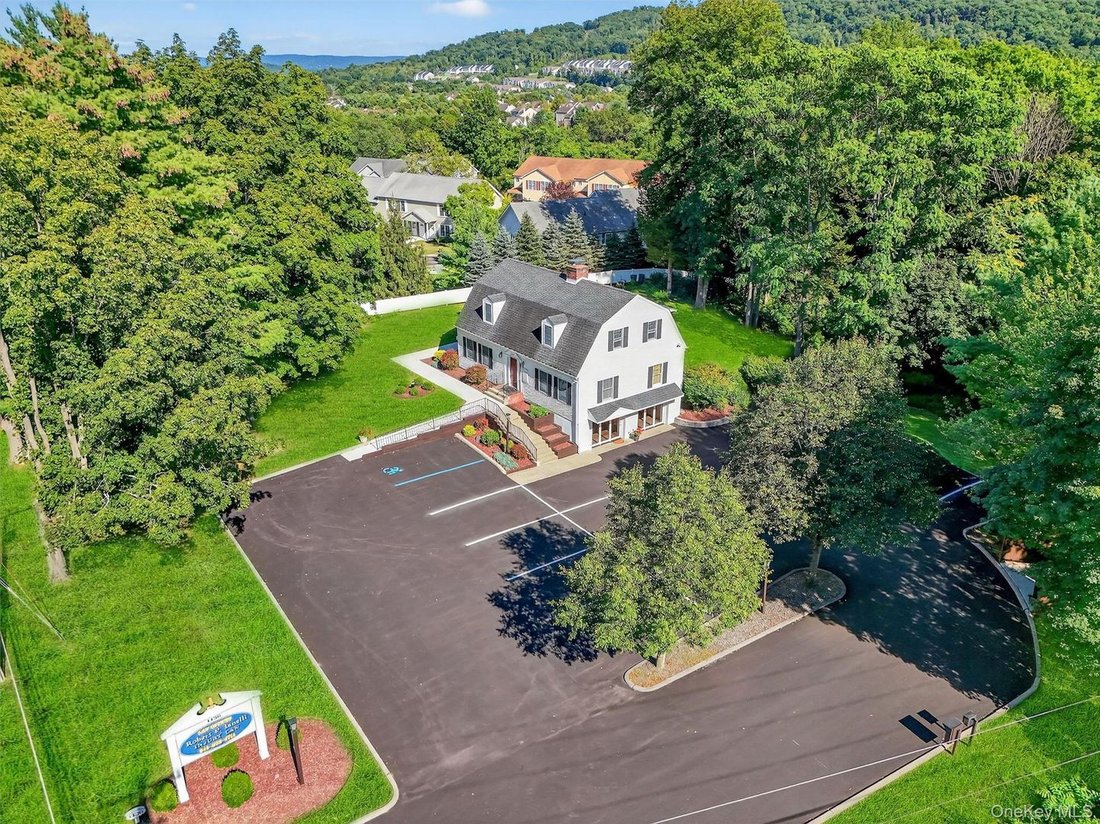 House in Fishkill, New York, United States 3 - 18440960
