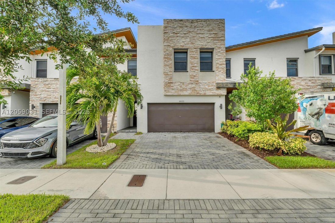Townhouse in Doral, Florida, United States 2 - 18506464