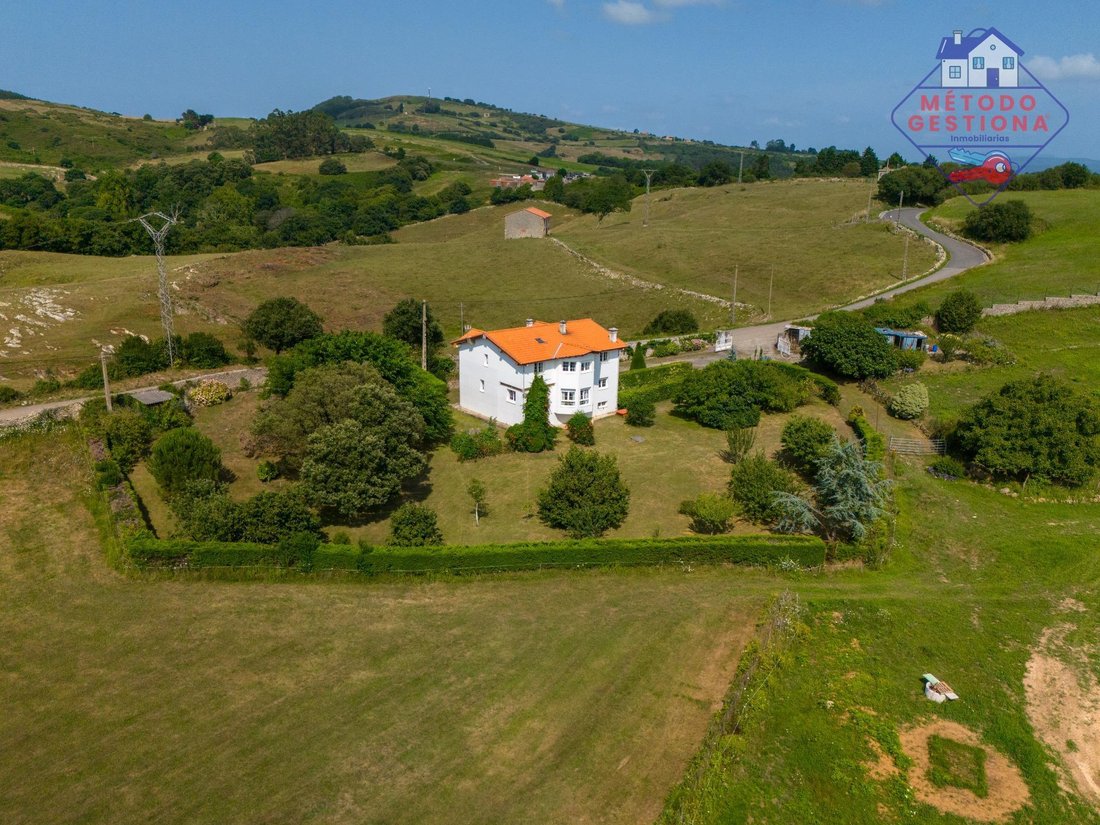 House in Santillana del Mar, Cantabria, Spain 1 - 15805143
