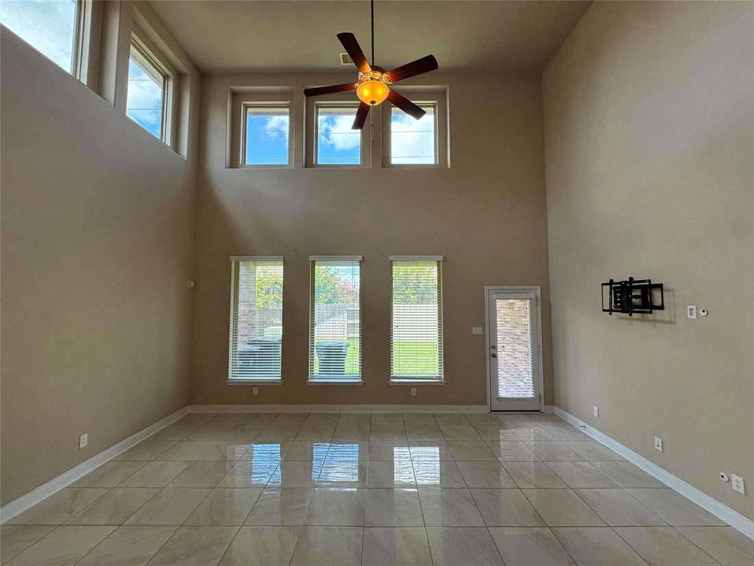House in Rosharon, Texas, United States 5 - 18204841