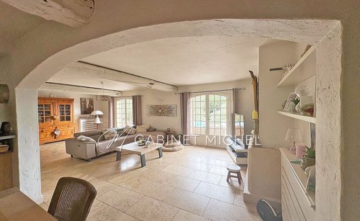 Villa in Spéracèdes, Provence-Alpes-Côte d'Azur, France 1