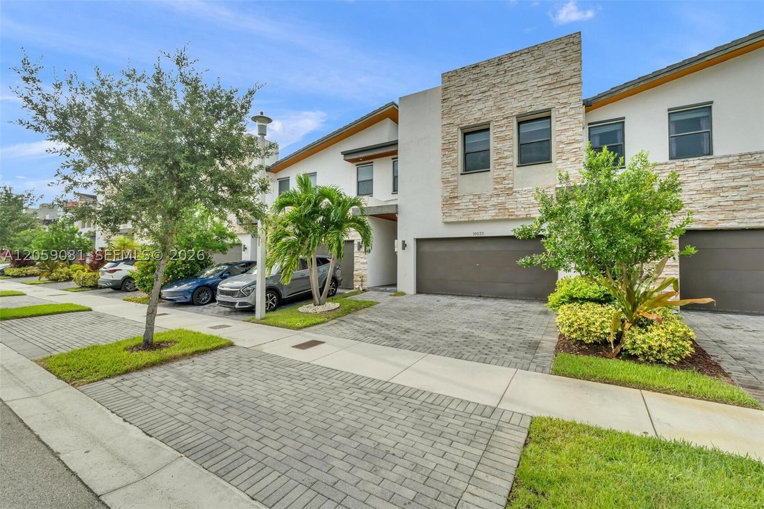 Townhouse in Doral, Florida, United States 1 - 18506464