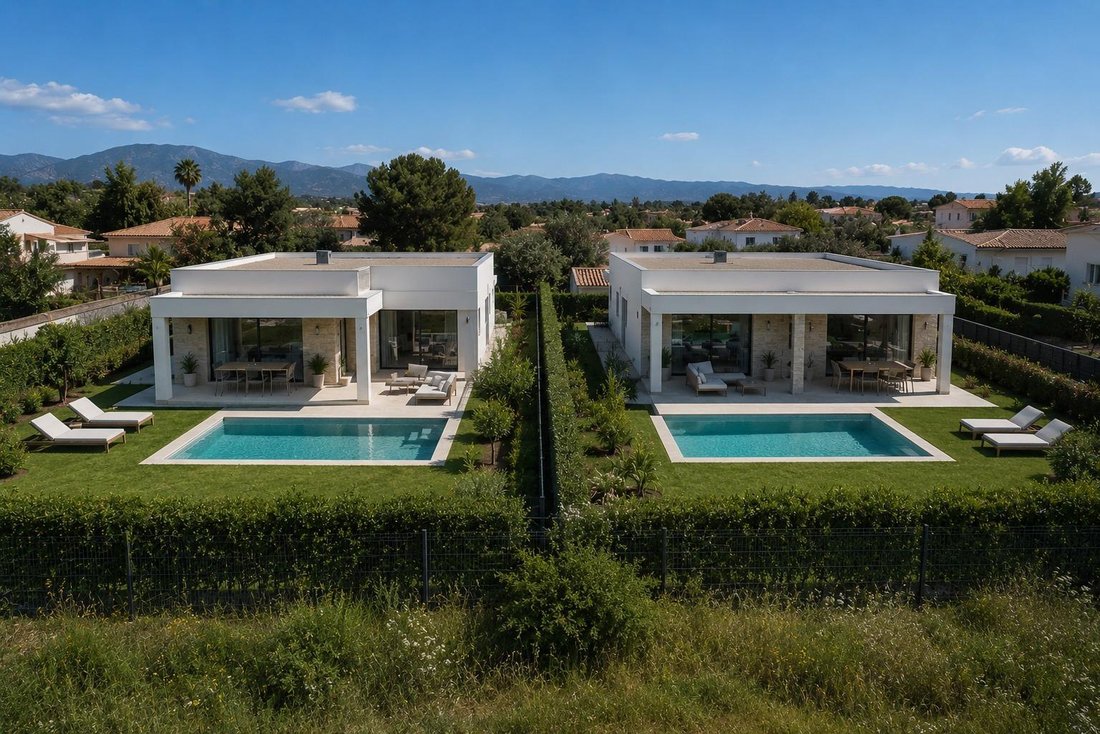 Villa in Roses, Catalonia, Spain 2 - 17499927