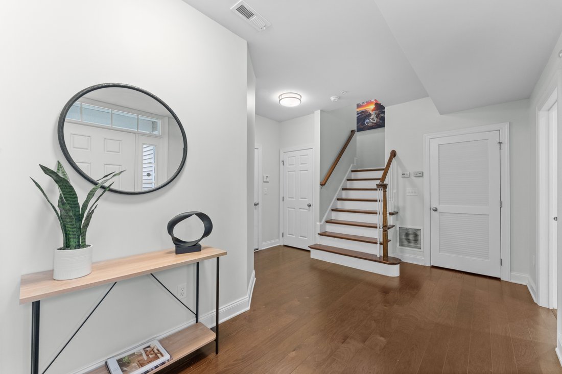 Condo in Westborough, Massachusetts, United States 5 - 18506552