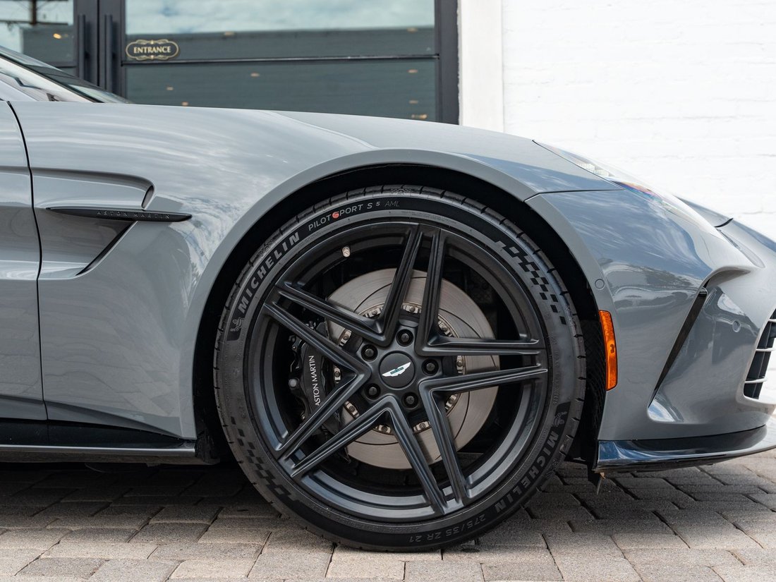 Coupe in Beverly Hills, CA, United States 4 - 18430645