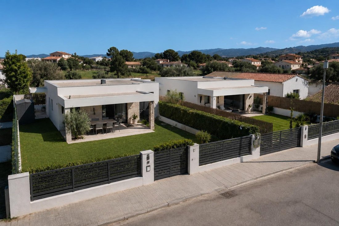 Villa in Roses, Catalonia, Spain 3 - 17499927