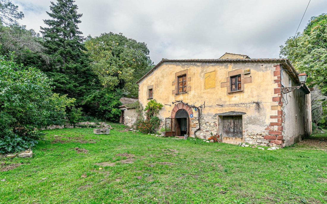 Villa in Sant Andreu de la Barca, Catalonia, Spain 2 - 18506588