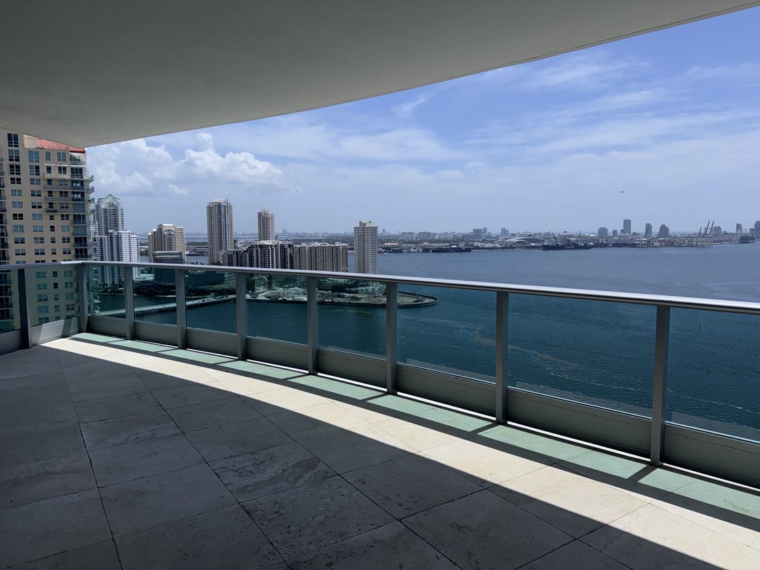 Miami, Florida, United States 4 - 18506546