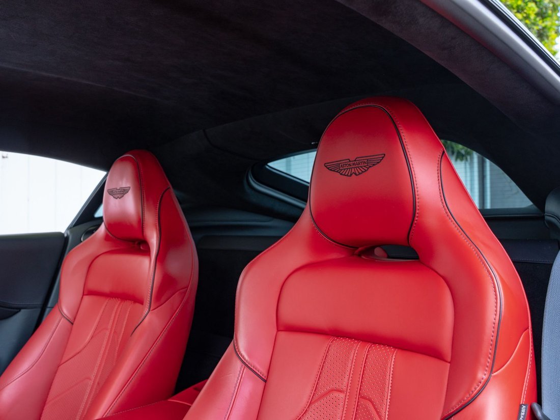 Coupe in Beverly Hills, CA, United States 5 - 18430645
